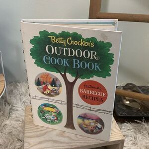 Betty Crocker's 1961 Outdoor Cookbook Spiral Bound 1st Edition 3rd Printing Vtg